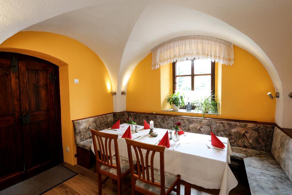 Landhotel Thuermchen Schirgiswalde-Kirschau Bagian luar foto